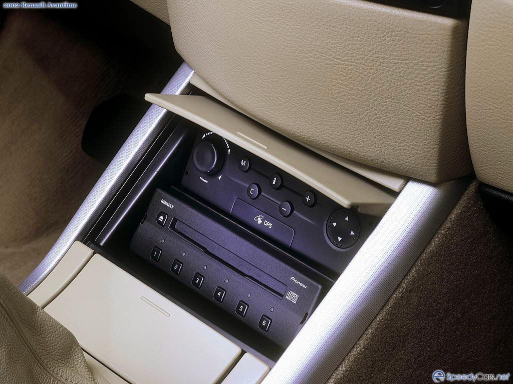 Renault Avantime 2002 033.jpg